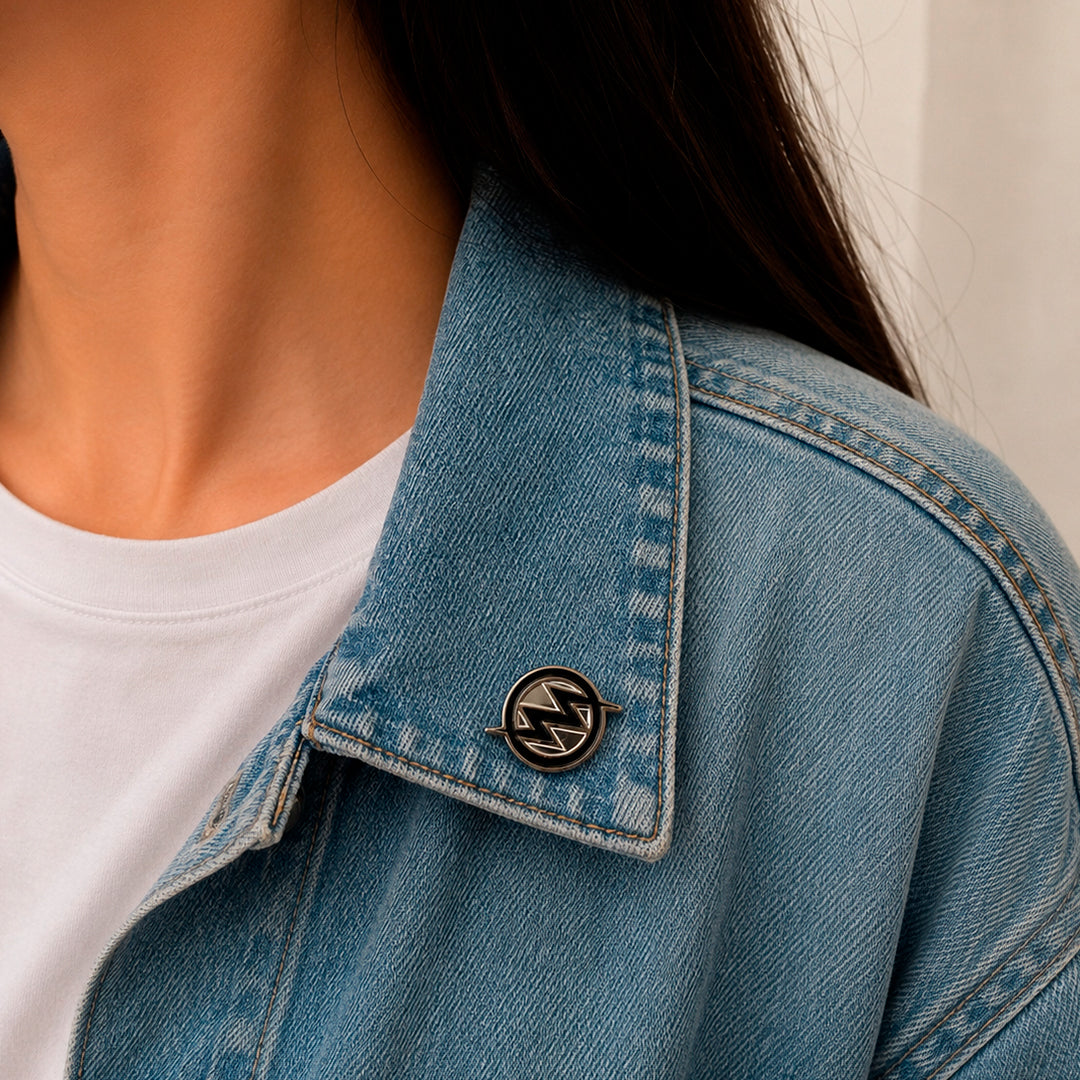 Pin Zoé "Rayo"
